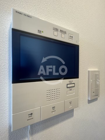 ザ・パークハビオ江坂公園のセキュリティ|ザ・パークハビオ江坂公園　モニター付きインターホン