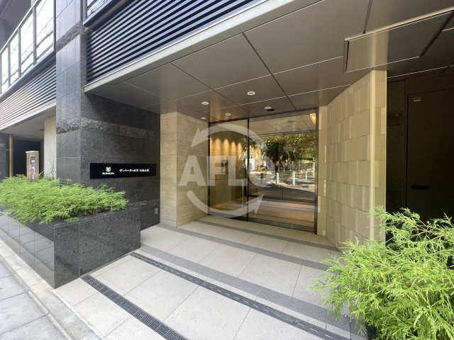 ザ・パークハビオ江坂公園のエントランス|ザ・パークハビオ江坂公園　エントランス