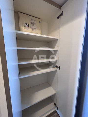 ドゥーエ江坂2の収納|ドゥーエ江坂Ⅱ　シューズボックス