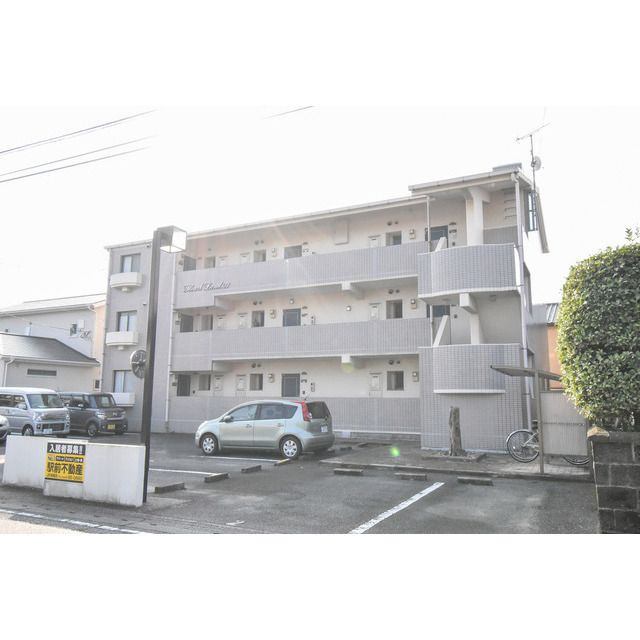 ハートランド21の駐車場|駐車スペースもあります☆