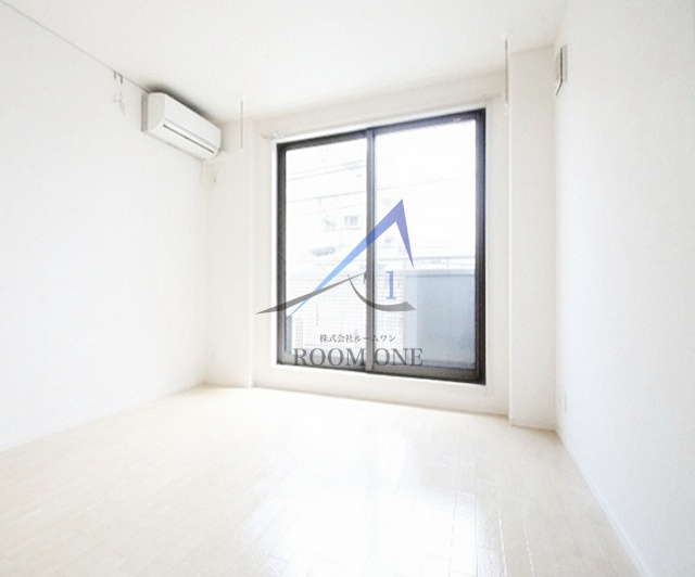 Berge Noixの居間・リビング|洋室のお部屋です。