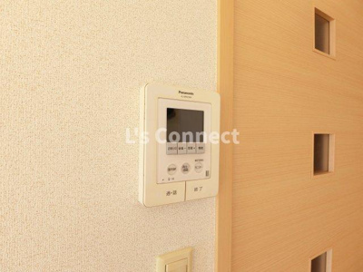 【セキュリティ】 | ボ・ヌゥール二番館 | 突然の来客もＴＶモニターホンでしっかり確認。