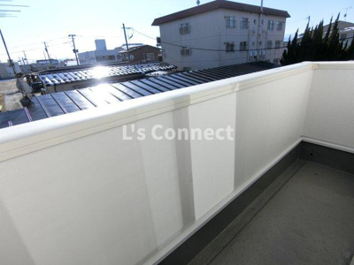 【バルコニー】 | ボ・ヌゥール二番館 | ２階のお部屋で洗濯物もたくさん干せます。