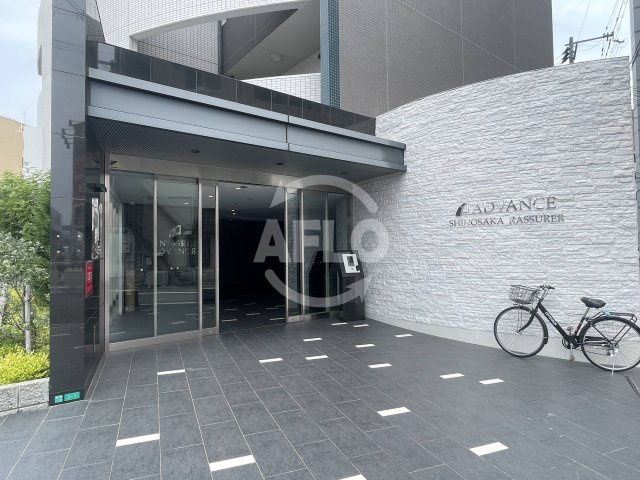 アドバンス新大阪ラシュレのエントランス|アドバンス新大阪ラシュレ　エントランス