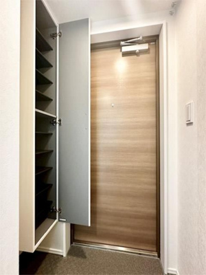 【玄関】 | ベルシードステアー中野富士見町