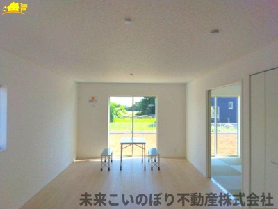 【居間・リビング】 | Cradlegarden五霞町小手指第1 | 大型の家具を余裕で配置できるLDK。大きなソファーやダイニングテーブル、様々なインテリア等でコーディネートするのが楽しみになりますね♪