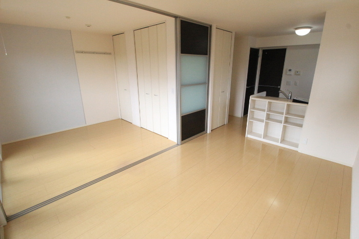 ヴィルヌーブ参番館の居間・リビング|広いリビング★