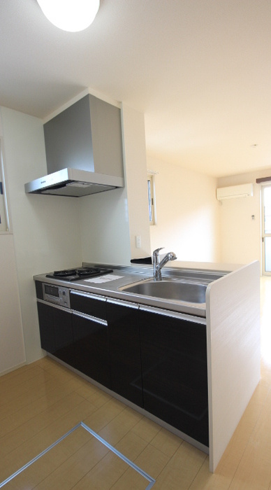 ヴィルヌーブ参番館のキッチン|使い勝手の良いカウンターキッチン♪