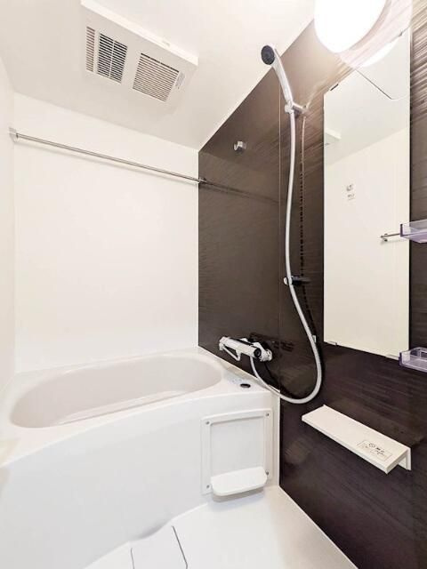 アルファレジデンシア南千住の浴室