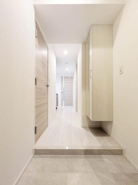 アルファレジデンシア南千住の玄関