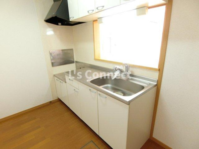 【キッチン】 | インフォロ－ズＡ | ２口ガスコンロ設置可能な対面キッチンです。