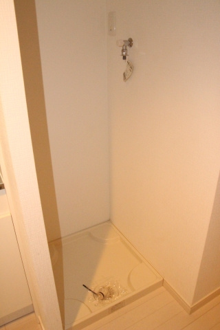 FORUTUNA桜上水（フォルトゥナ桜上水）の設備|室内洗濯機置場（同一仕様写真）