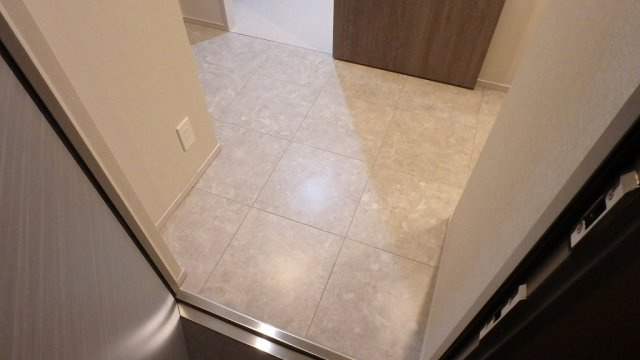 ザ・パークハビオ本郷菊坂の玄関