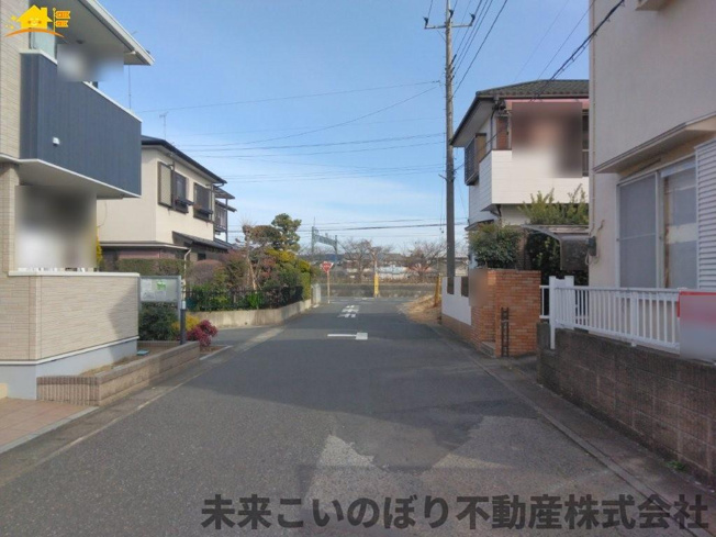 【前面道路含む現地写真】 | 久喜市栄1丁目中古戸建て | 前面道路含む現地写真です