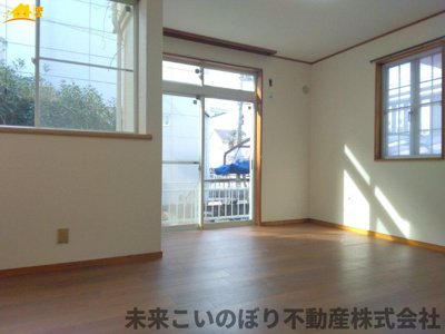 【居間・リビング】 | 久喜市栄1丁目中古戸建て