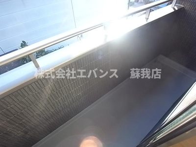 【バルコニー】 | ナリトモ蘇我A | 陽当たり良好なバルコニーです