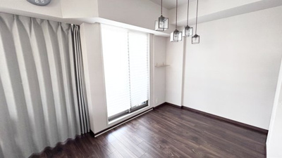 【居間・リビング】 | ワコーレ住吉パークレジデンス | シックな色合いのお洒落な内装