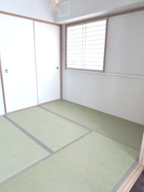 【和室】 | ワコーレ住吉パークレジデンス | リビング横に4.5帖の和室。お子様のお昼寝スペースや来客スペースに最適です
