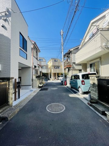 北区豊島３丁目新築戸建の前面道路含む現地写真