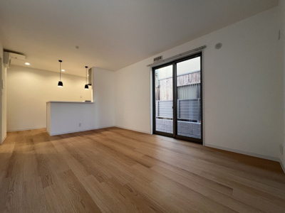 【居間・リビング】 | ユアメゾン下加茂 | おしゃれな居間です