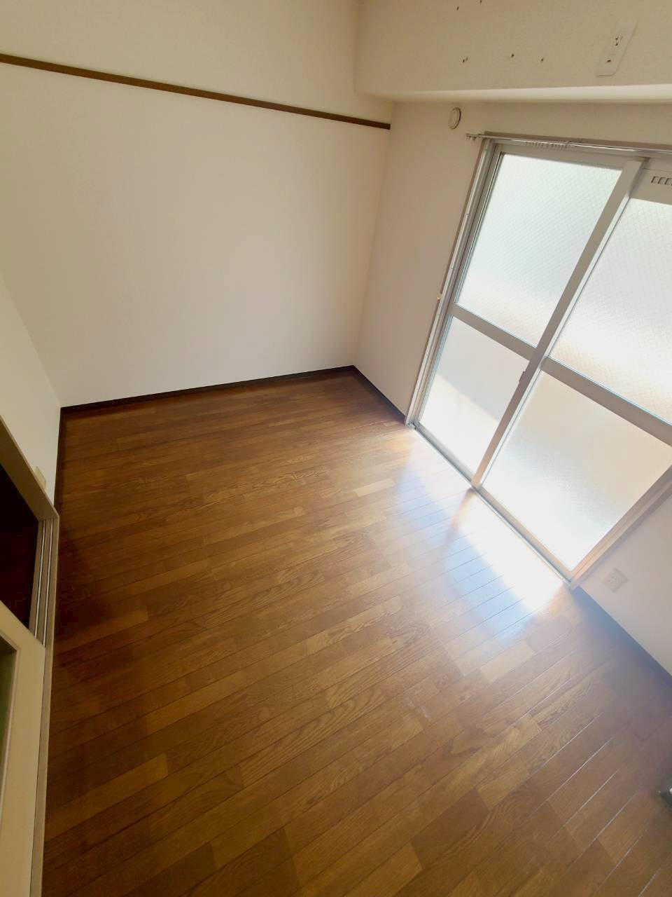 FM城ヶ堀の居間・リビング