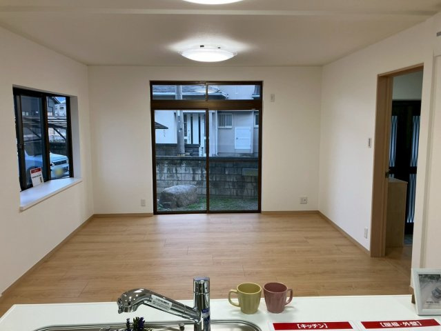 丸亀市飯山町川原　リフォーム戸建の居間・リビング