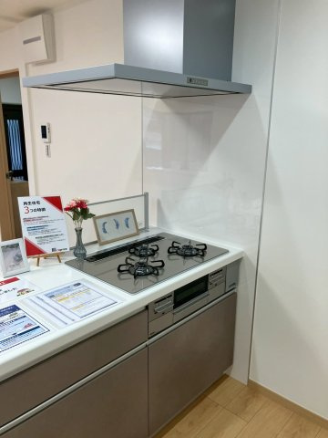 丸亀市飯山町川原　リフォーム戸建のキッチン