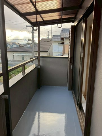 丸亀市飯山町川原　リフォーム戸建のバルコニー