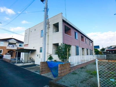 【外観】 | ルミナス飯泉 | 「ルミナス飯泉」の外観写真（昼）