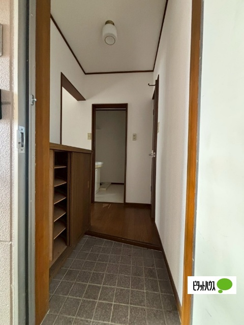 エトワール太田Aの玄関