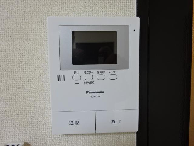 アーバンハイツリブ２のその他|カメラ付インターホン