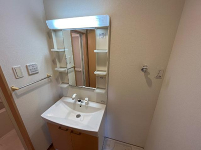 【洗面所】 | グローブ　コート | 洗髪洗面化粧台