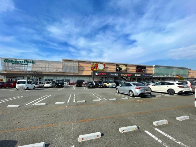 レオパレスプルミエールの周辺|車約２分