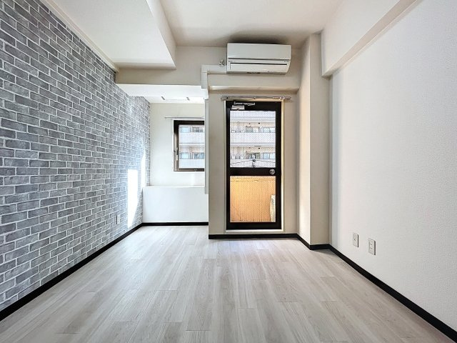 ダイアパレス上野第Ⅱの洋室