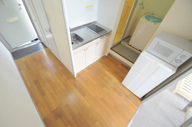 レオパレスＦＩＮＥの玄関