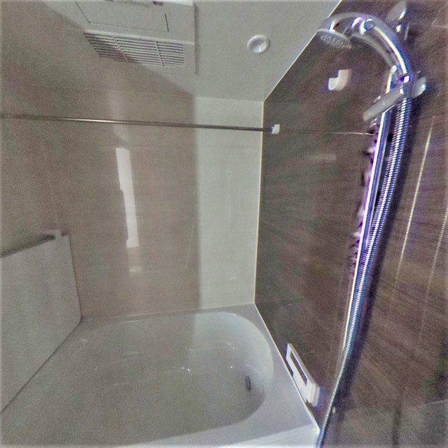 ライオンズ岐阜プレミストタワー35　2607号室の浴室