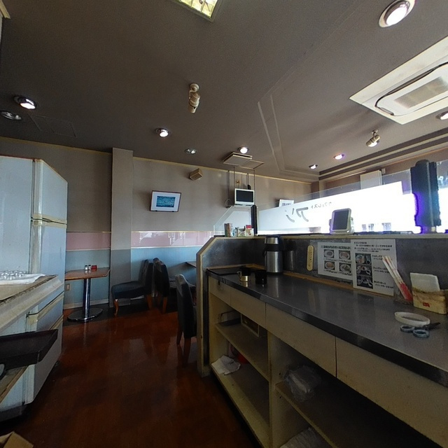 岐阜市萱場南２丁目の店舗一部の居間・リビング