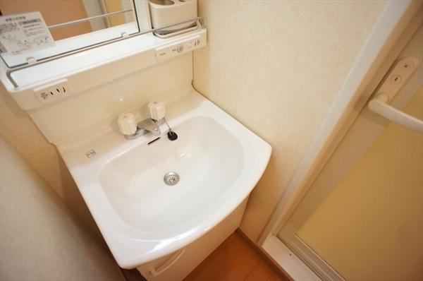 【洗面所】 | サンブリッジ | ※同間取り別部屋写真