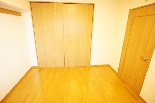 【洋室】 | ケニーフラッツ玉川