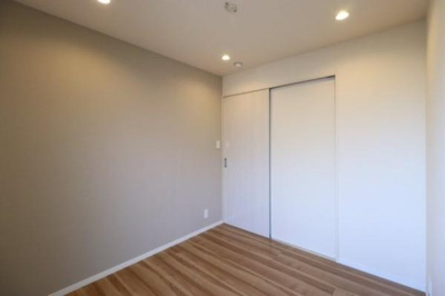 【洋室】 | ラ・フォルム神楽坂