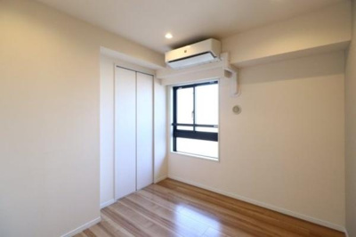 【洋室】 | ラ・フォルム神楽坂