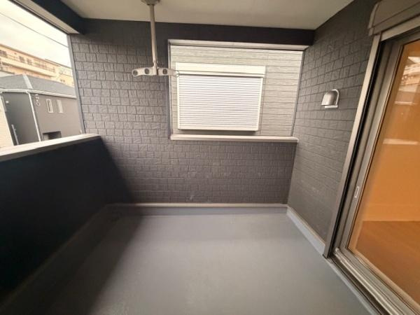 【バルコニー】