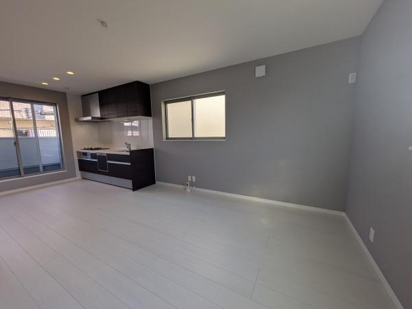 【居間・リビング】 | 門真市大橋町　中古戸建