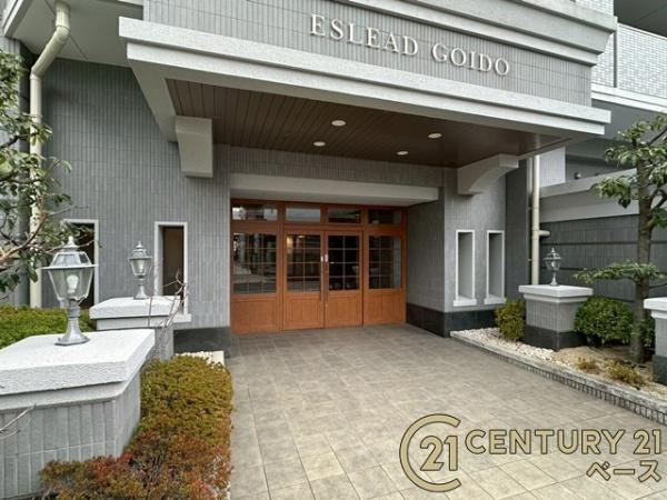 エスリード五位堂のエントランス|■現地撮影写真■こちらはマンション出入口です！