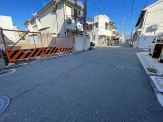 【前面道路含む現地写真】