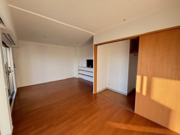 【居間・リビング】 | メロディーハイム住道ガーディア　中古マンション