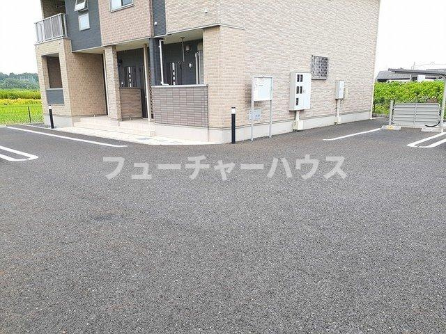 セレーノの駐車場