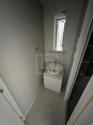 【洗面所】 | サムティ難波VIVO（サムティ難波ヴィーヴォ） | サムティ難波VIVO　洗面所