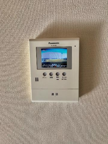クイーンズ　優の内装|カメラ付インターホン