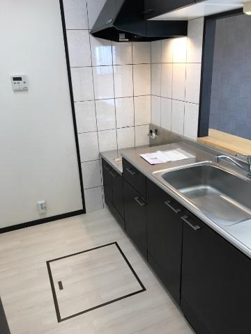 クイーンズ　優のキッチン|カウンターキッチン